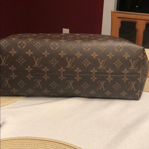 Louis vuitton - Picture 9 of 10